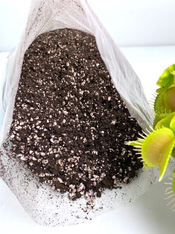 Грунт для мухоловок 2 л 