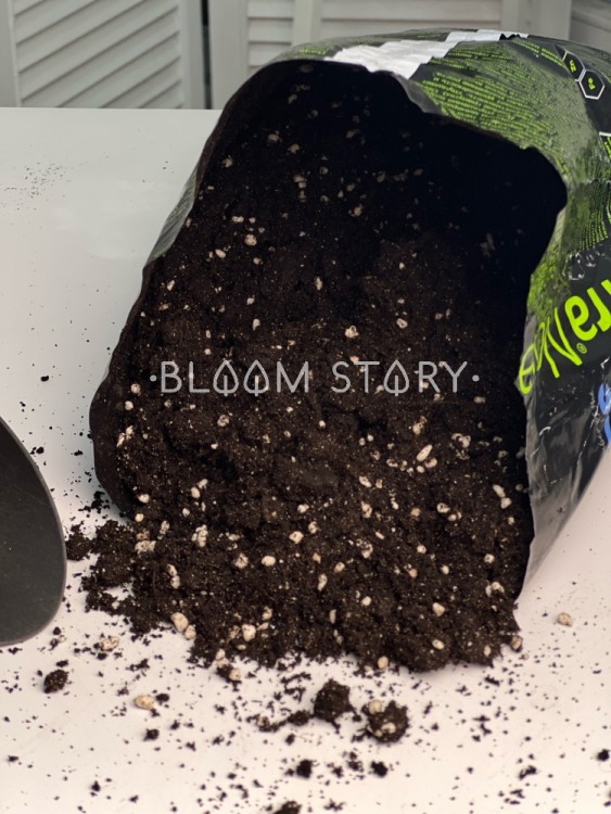 Грунт универсальный Терра Нова 5 л 