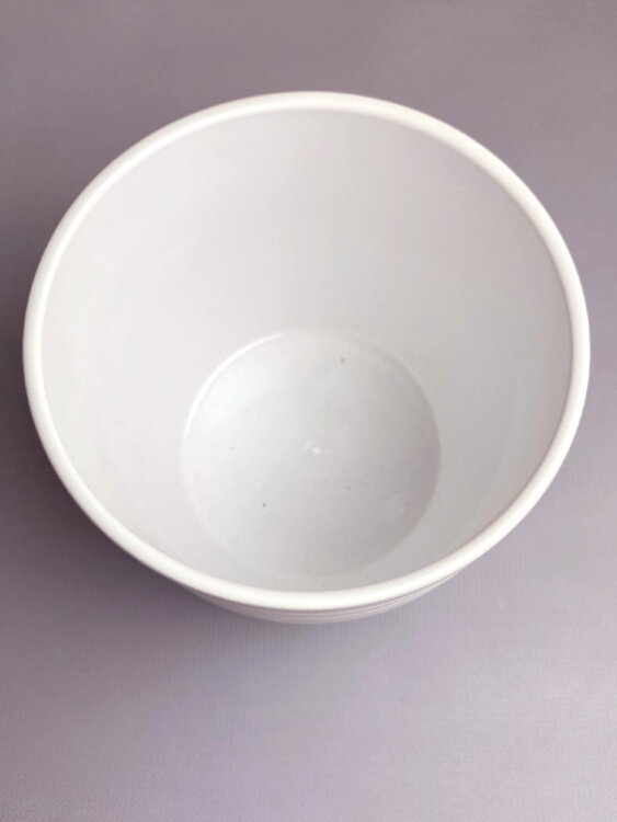 Кашпо Бергамо белое 